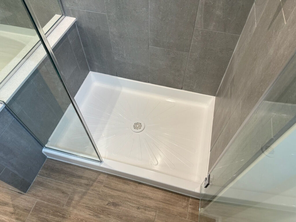 resurfaced shower stall 01